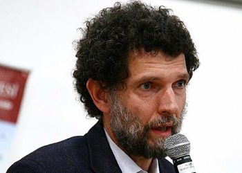 ألمانيا تطالب تركيا بالإفراج عن عثمان كافالا