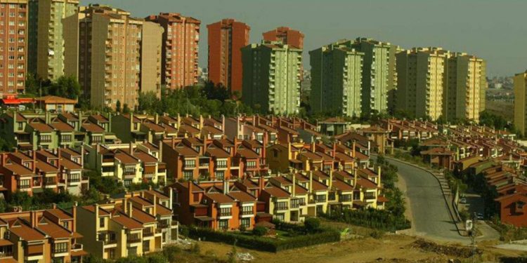 تركيا.. اتساع الفجوة بين أسعار العقارات السكنية والإيجار