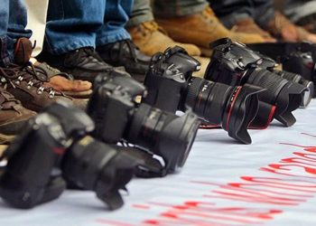 كورونا يحصد أرواح 500 صحفيًا حول العالم