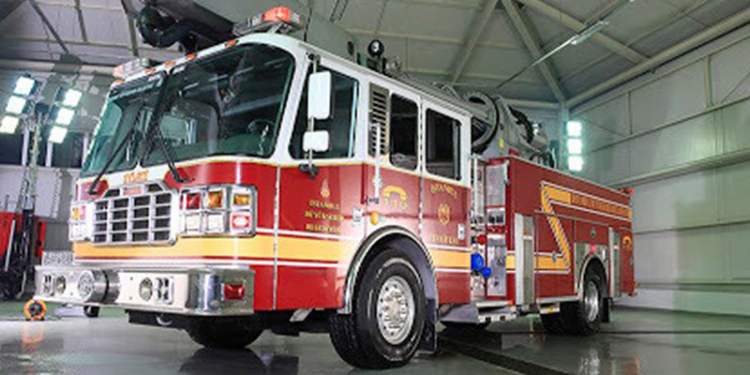 عمدة إسطنبول السابق دفع 1.5 مليون يورو ثمنًا لقاذفات صواريخ!