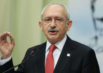 تركيا.. زعيم المعارضة يتوقع الإفراج عن دميرتاش