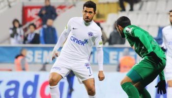 تركيا.. قاسم باشا يلتقي باشاك شهير الأحد بحثًا عن النقاط