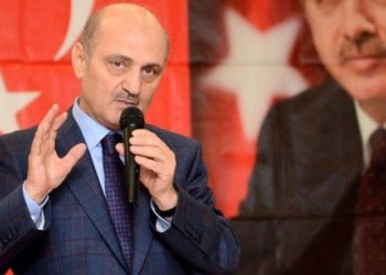 وزير سابق يصدم أردوغان مجددًا مثل يوم استقالته