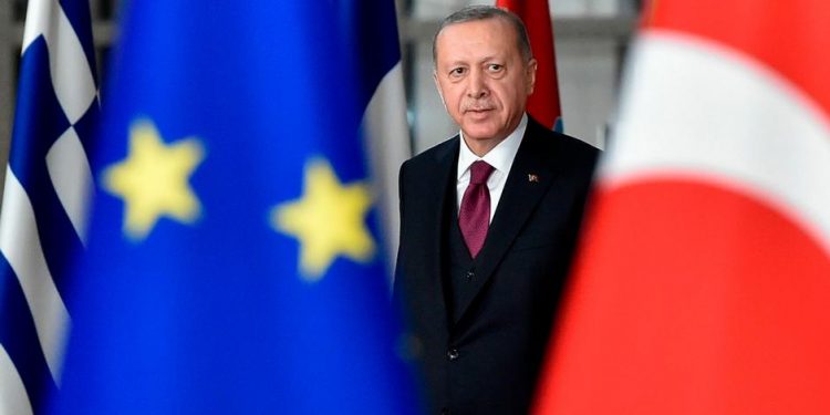 كاثميريني: الضغط الدولي على تركيا يتزايد قبل القمة الأوروبية