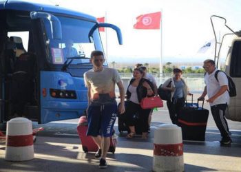 تونس تلزم المسافرين إلى تركيا فحص كورونا