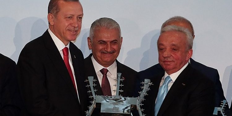 شركة مقربة من أردوغان ترد على حملة الهجوم عليها بإعلان مثير