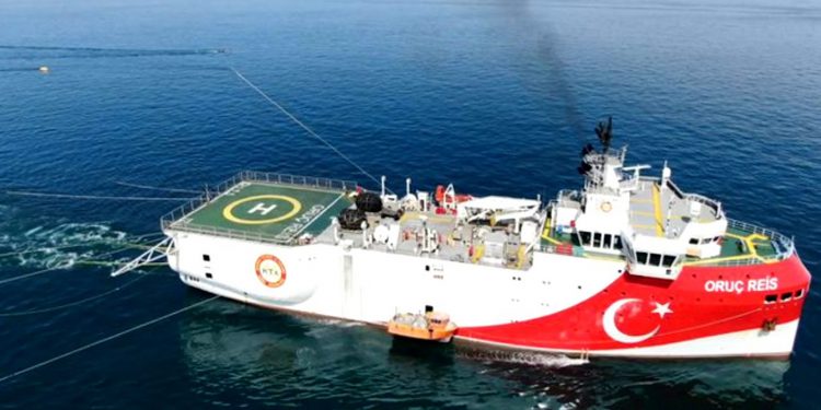 الاتحاد الأوروبي يقرر توسيع العقوبات ضد تركيا بسبب أنشطتها في المتوسط