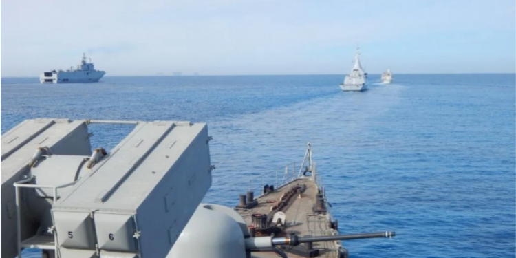 فرقاطة تركية تتراجع بعد مواجهة وشيكة مع البحرية المصرية