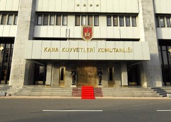 تركيا.. أحكام بالسجن مدى الحياة على 92 شخصًا بالقوات البرية