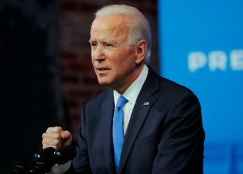 بايدن يختار امرأة لوزارة الداخلية