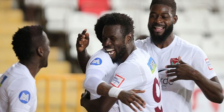 هزيمة مدوية.. هاتاي سبور يسحق أنطاليا سبور بسداسية نظيفة