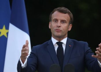 ماكرون يصف القوات التركية في ليبيا بـ “المرتزقة”!