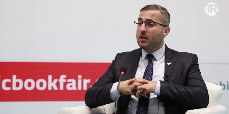 صحفي مقرب من أردوغان: حفتر لا يستطيع إخراج تركيا من ليبيا «لا بالسياسة ولا بالحرب»