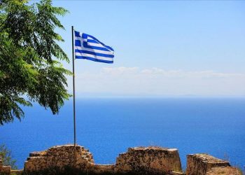 يهود اليونان غاضبون من فعل “عنصري”