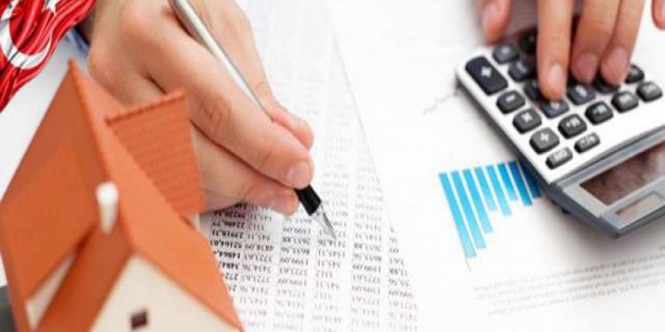 الأتراك يستقبلون 2021 بزيادة في الرسوم والضرائب