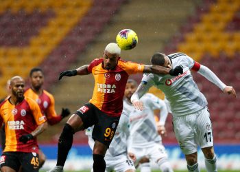 بشيكتاش يتصدر الدوري التركي الممتاز بعد هزيمته لريزيسبور 0/6