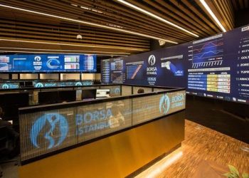 أسرع مبيعات من المستثمرين الأجانب للسندات التركية خلال 17 عامًا