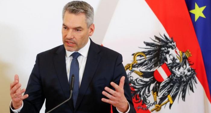 النمسا ترحل جاسوسًا تركيا كُلف باغتيال معارضين