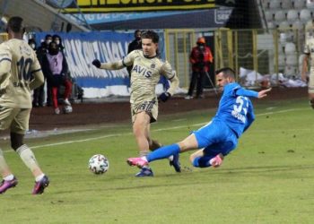 فنربخشه يفوز على أرضروم سبور بثلاثية نظيفة مقتربًا من صدارة الدوري