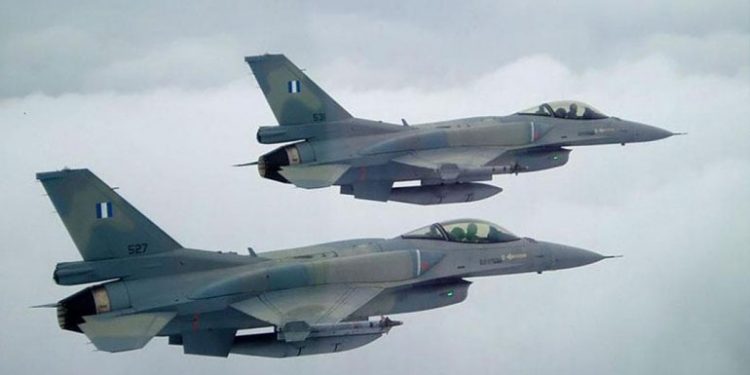 اليونان تعلن تجريب أول طائرة F-16 تمت ترقيتها بنجاح
