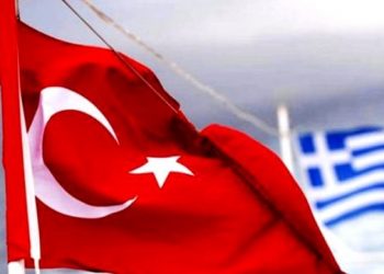 تركيا تقول إنها تريد حل الأزمة مع اليونان دبلوماسيًا