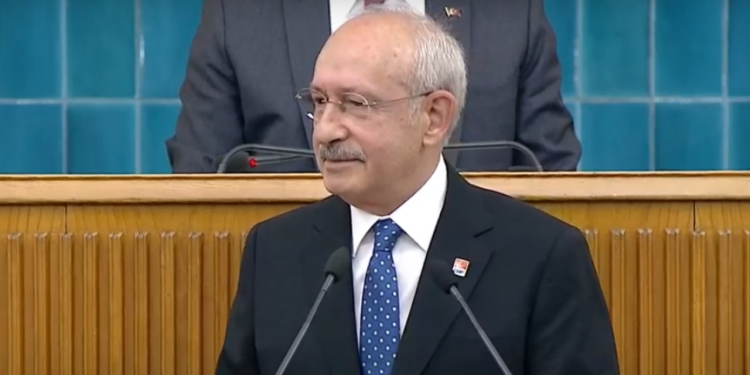 قطع البث على زعيم المعارضة في البرلمان