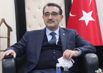 تركيا تعلن إنشاء خط غاز إلى إقليم ناخيتشيفان