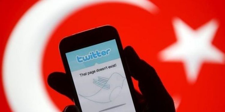 تركيا تطلب من تويتر إغلاق 6523 حسابًا