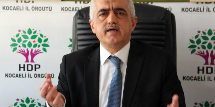 جرجرلي أوغلو: يصرون على حل الأزمة الكردية في تركيا بالدم والحرب