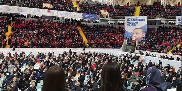 هل تخلو مؤتمرات حزب أردوغان من كورونا؟