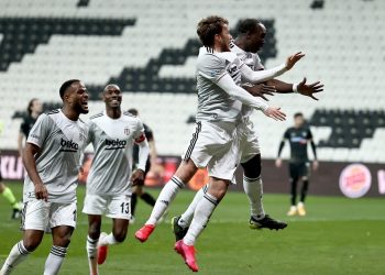 بشيكتاش يهزم دنيزلي سبور بثلاثية نظيفة