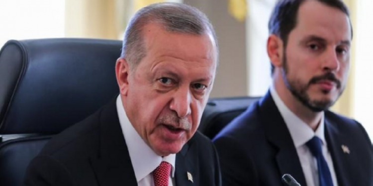 زعيم المعارضة: أردوغان دافع عن صهره عندما سألنا عن الـ128 مليار دولار!