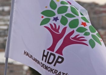 الشعوب الديمقراطي يطالب  “الكردستاني” بإطلاق سراح الأسرى الأتراك