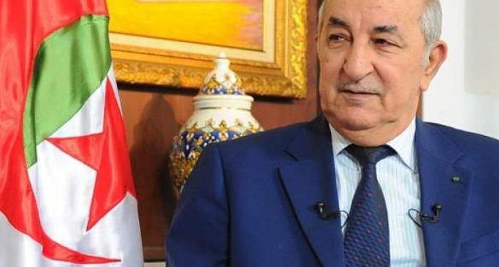 الرئيس الجزائري: يقرر حل البرلمان وتنظيم انتخابات حرة