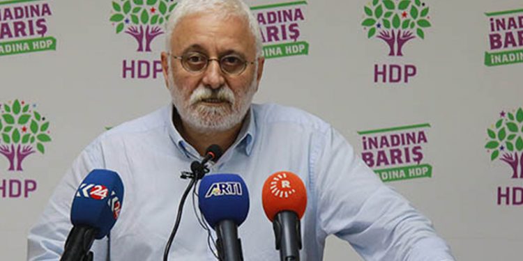 الحزب الكردي يرد على إعلان حزب أردوغان التحرك لإغلاقه