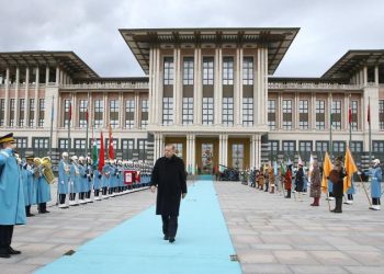 تركيا.. نفقات إضافية للرئاسة وبعض الوزارات