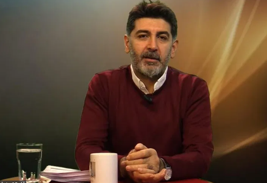 25 شخصا يعتدون على صحفي تركي معارض