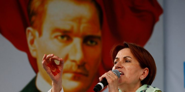 معارضة تركية: أردوغان ربط كل سياسته الخارجية بدمائه الشخصية