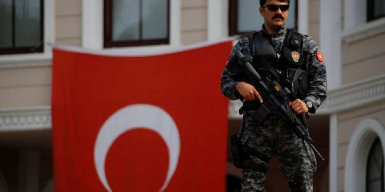 السلطات التركية تعلن القبض على مشتبهين خططا لعمليات تفجير