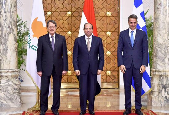 تقرير: مصر تنفي مزاعم تركيا بشأن مباحثات شرق البحر المتوسط