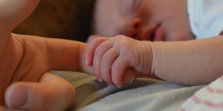 عيد الأم ومستقبل الأوطان 