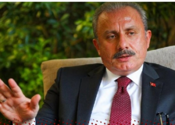 رئيس برلمان تركيا يعلق على منع جرجرلي أوغلو من الصلاة