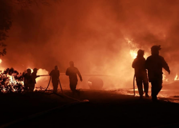 الدفاع التركية تعلن وقوع هجمات صاروخية بمناطق نفوذها في سوريا