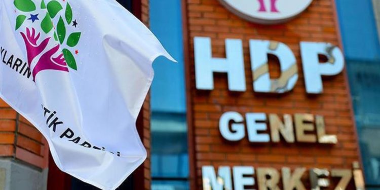 تركيا.. اعتقال رئيس بلدية كردية