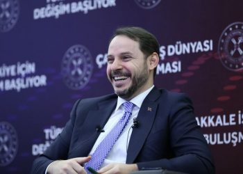 شبح صهر أردوغان يخيف الأسواق في تركيا