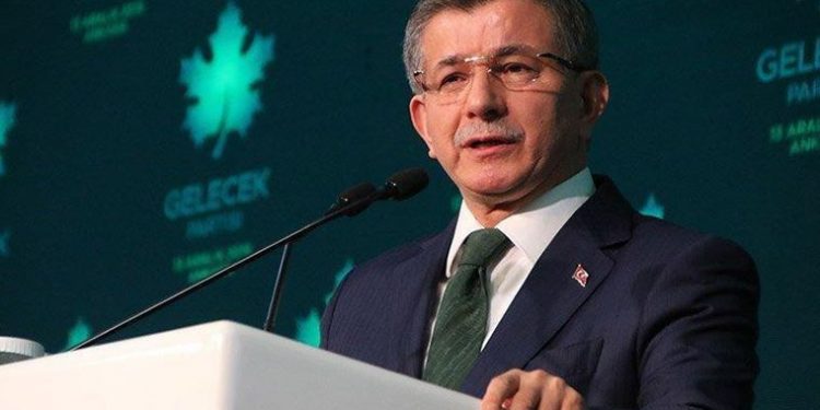 داود أوغلو يشكر أكشنار على دعمها الأويغور