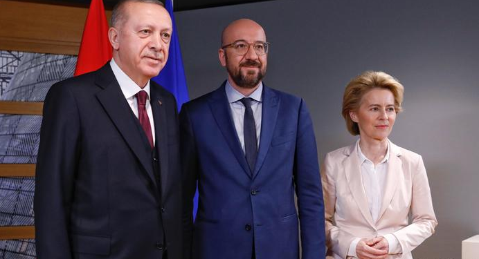 الاتحاد الأوروبي يدعو أردوغان لعلاقة هادئة مع التكتل