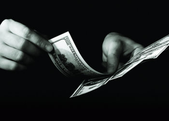 المال والسلطة والتسلط (7)