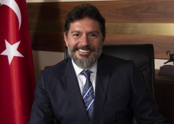 تركيا.. رئيس بورصة إسطنبول يلحق بصهر أردوغان