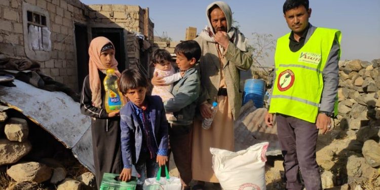 حركة الخدمة ترسل مساعدات غذائية إلى اليمن